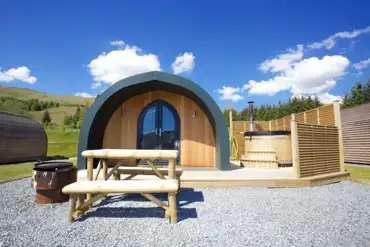 Superior pod with hot tub