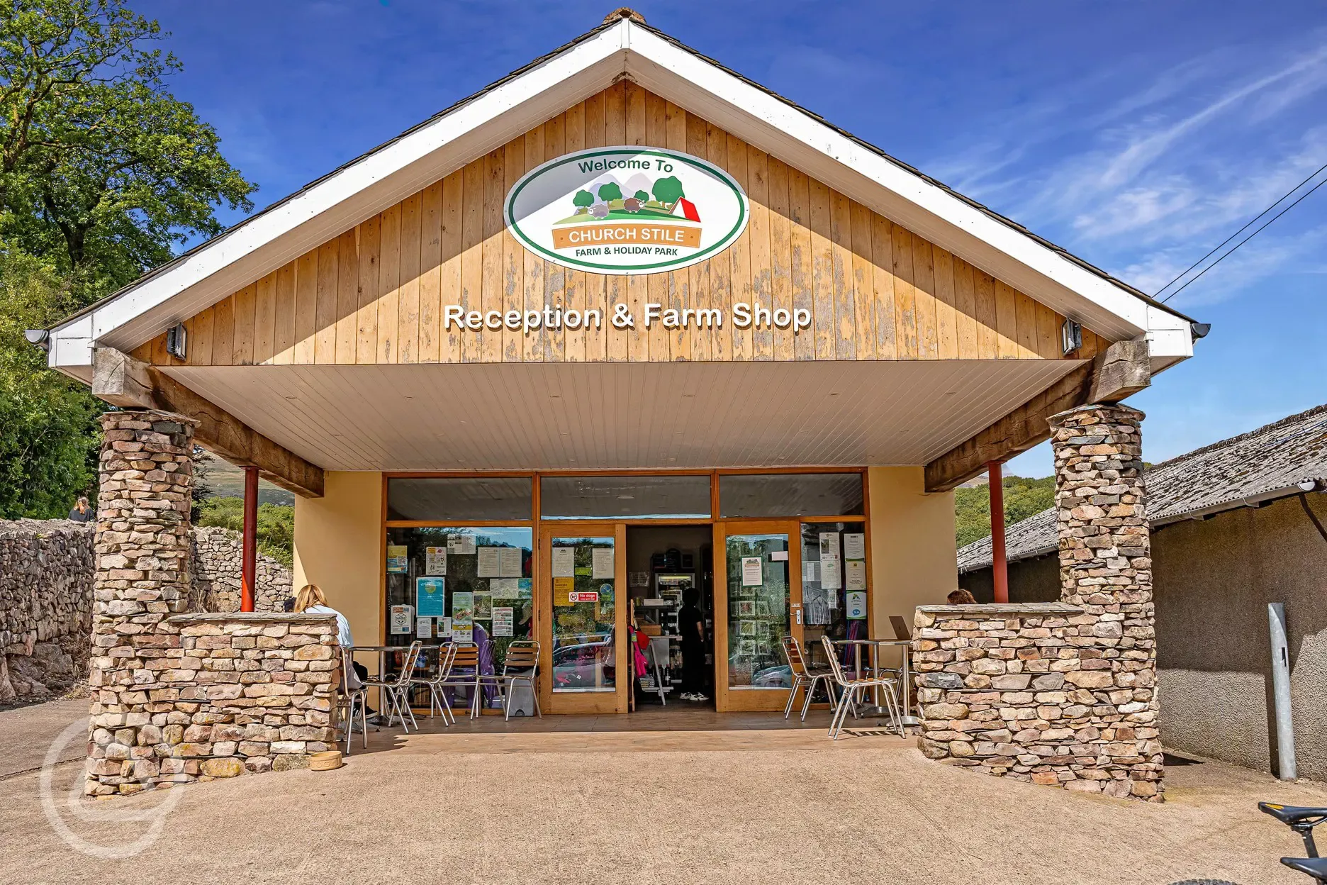 Small farm shop with access to free WiFi
