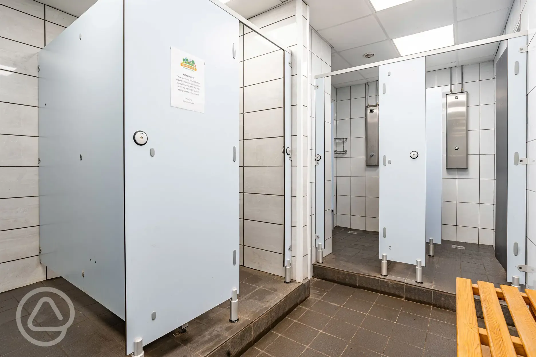 Showers with changing areas and free hair dryers