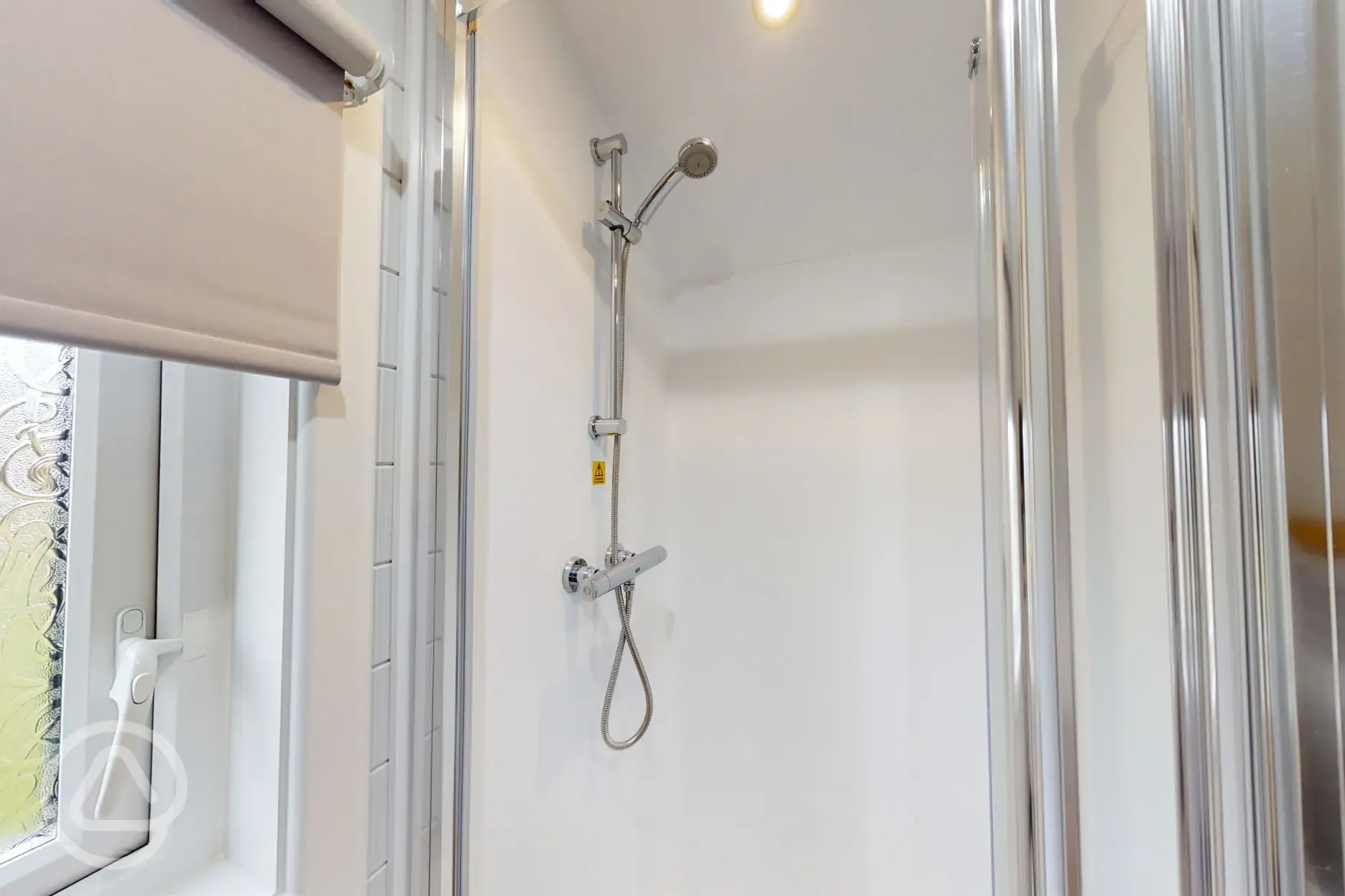 Glamping pod ensuite bathroom