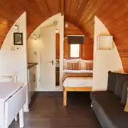 Mega pod with a double bed, double sofa bed, a kitchenette and ensuite toilet Mega pod with a double bed, double sofa bed, a kitchenette and ensuite toilet