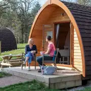 Mega pod