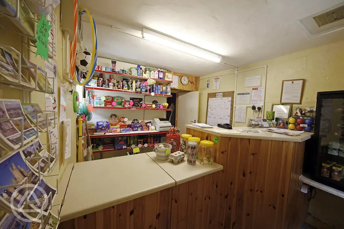 Reception with a small shop Reception with a small shop