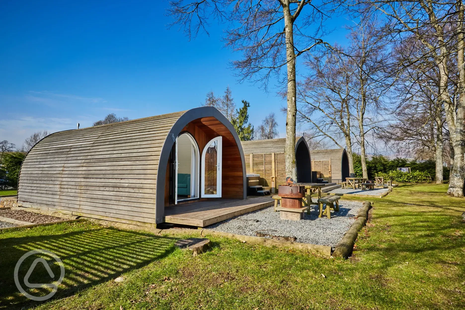 Superior ensuite glamping pods with wood fired hot tubs