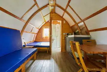 Ensuite glamping pod interior 