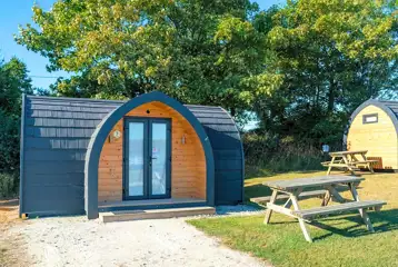 Camping pod