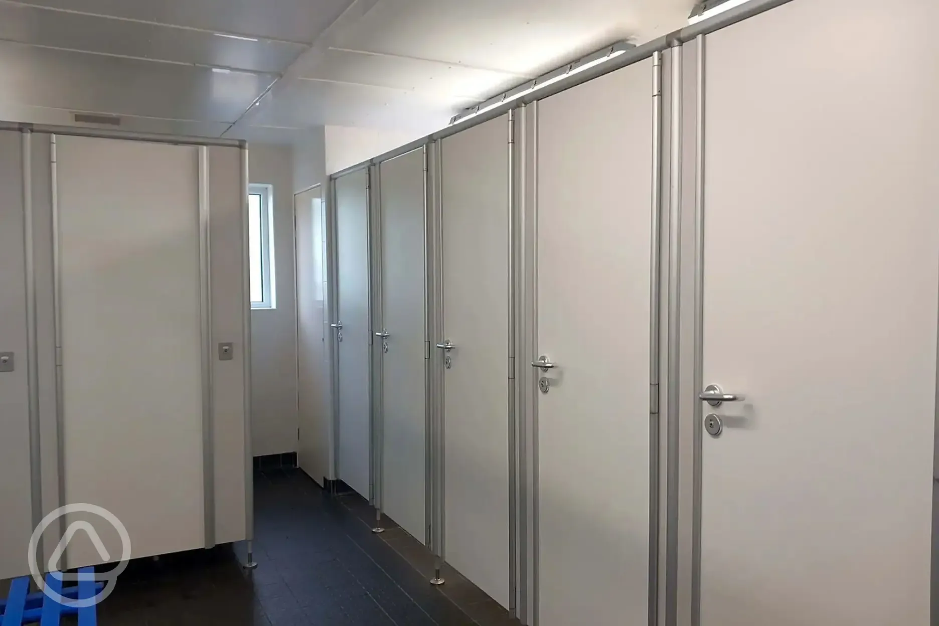 Ladies' toilets and showers