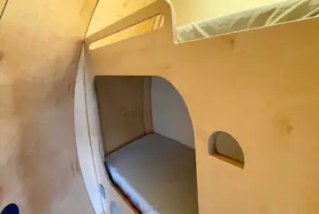 Super glamping pod bunk beds for children (5 feet long)