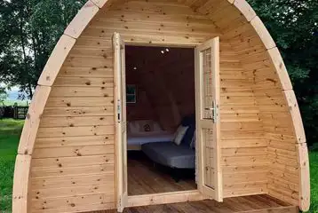 Large camping pod (four persons) Large camping pod (four persons)