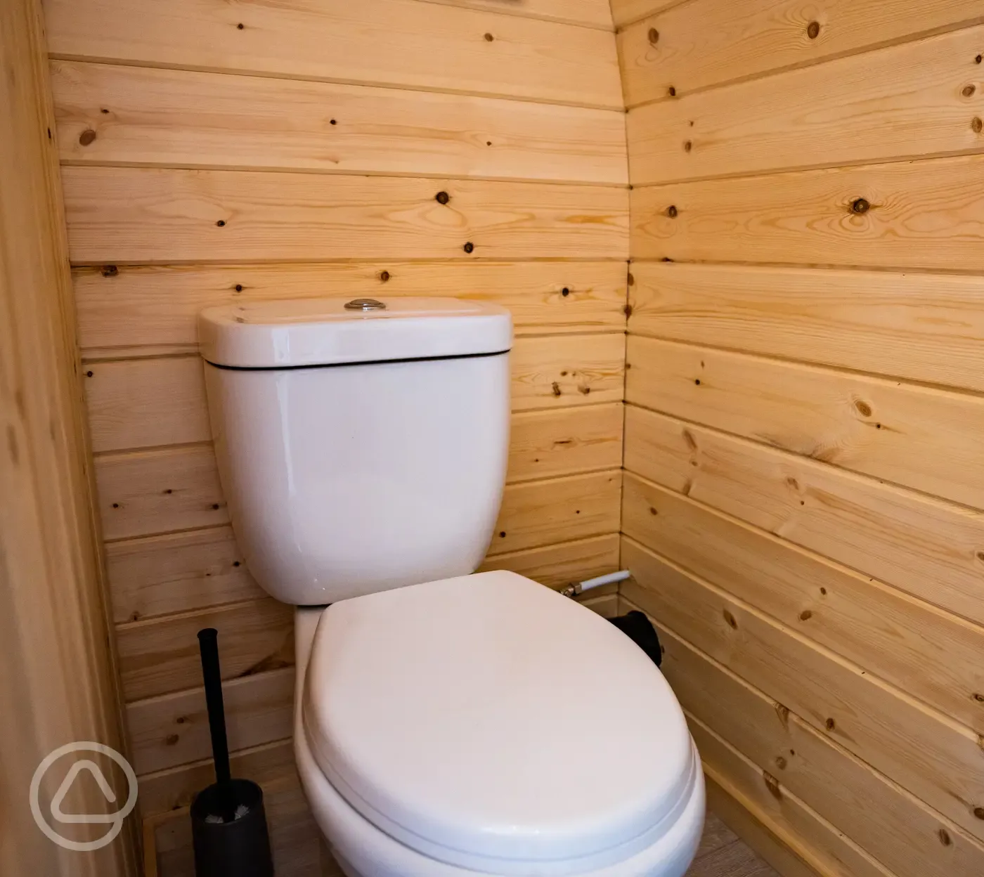 Luxury ensuite glamping pod ensuite toilet