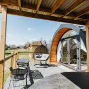 Luxury pod and hot tub - sleeps two