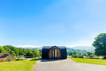 Camping pod with countryside views Camping pod with countryside views