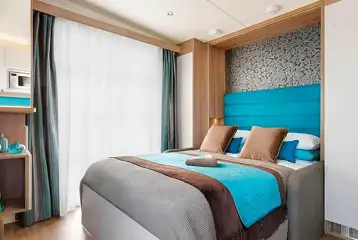 S pod (two person) sofa double bed (bedding and towels included)