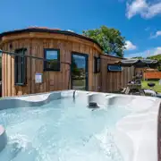 Stand Alone Roundhouse hot tub Stand Alone Roundhouse hot tub