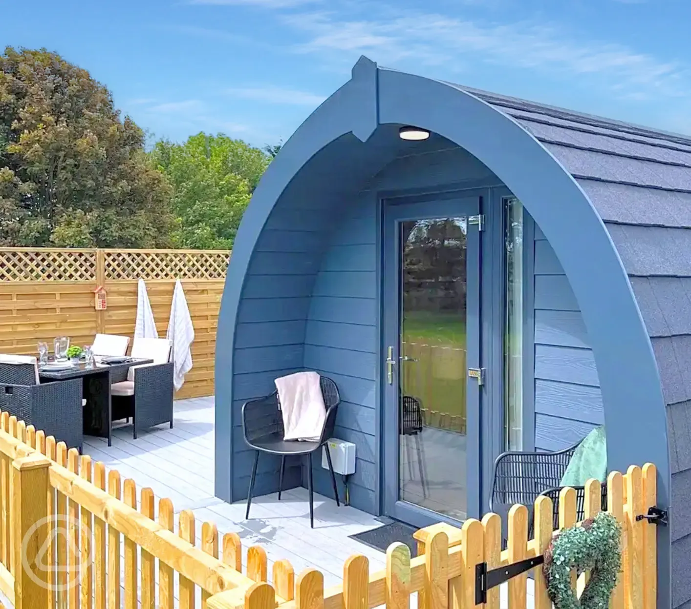 Glamping pod and private outdoor area