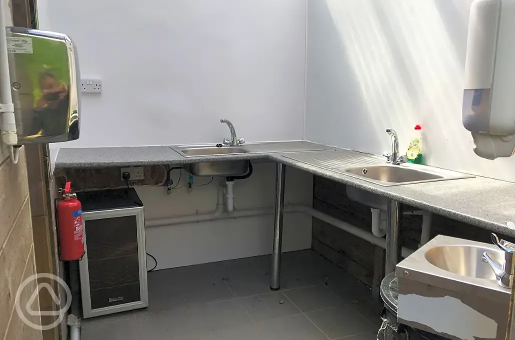 Washing up area
