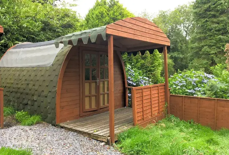 Double camping pod 
