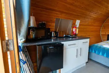 Glamping pod (adult only) kitchen with hob, toaster, kettle, fridge, microwave Glamping pod (adult only) kitchen with hob, toaster, kettle, fridge, microwave