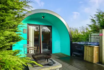 Original glamping pod (adult only) and sleeping two 