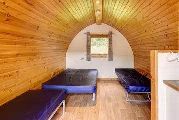 Large hiker pod interior, sleeping four and dog friendly Large hiker pod interior, sleeping four and dog friendly