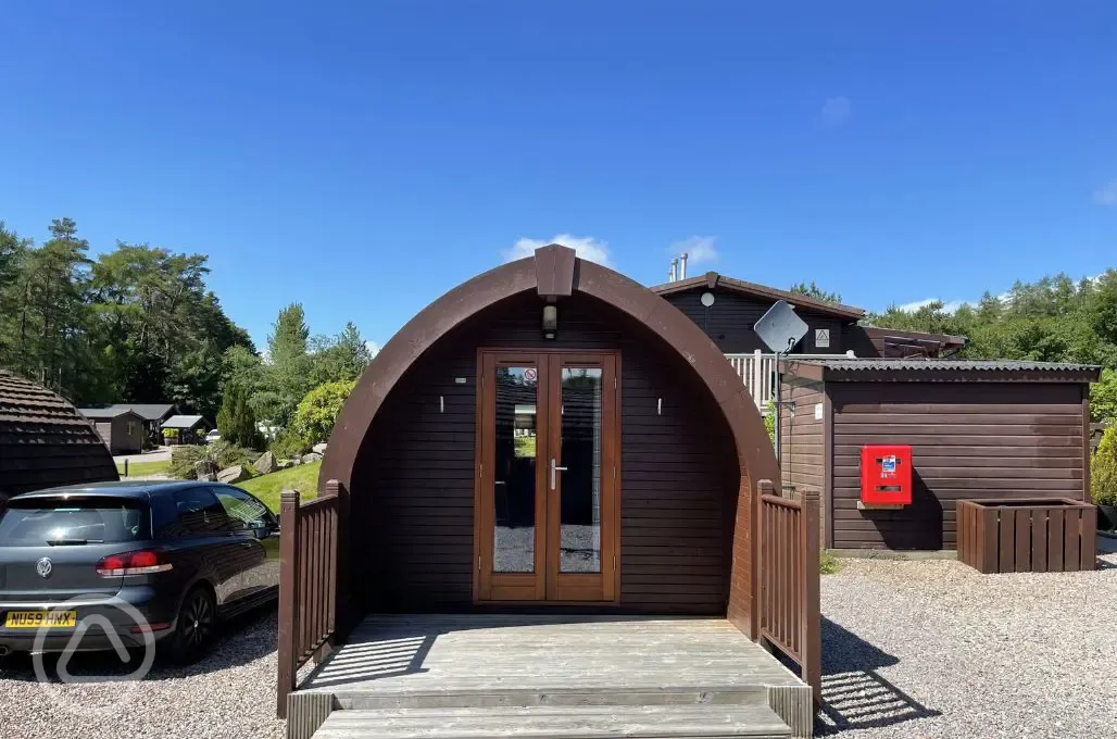 Large hiker pod with sofa bed