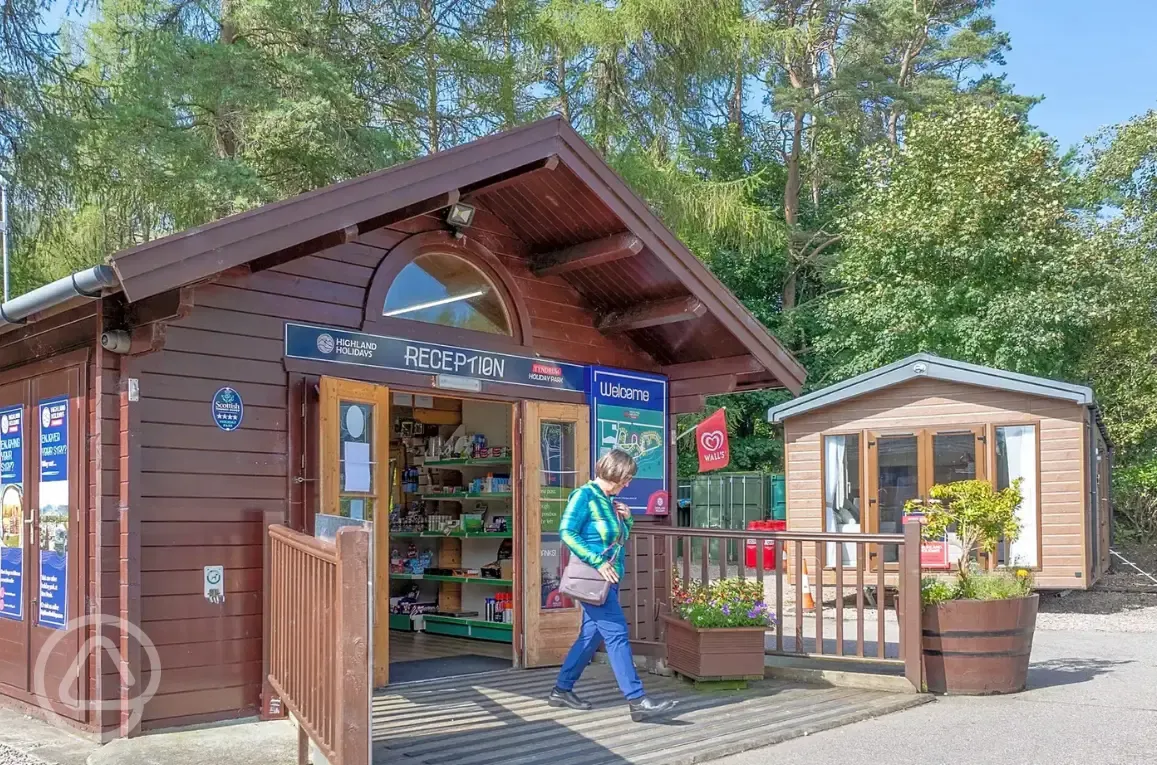 Reception and onsite shop (open 8am-8pm in the summer, 9am -5pm in the winter)  Reception and onsite shop (open 8am-8pm in the summer, 9am -5pm in the winter)