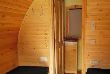 Family ensuite hiker pod interior, sleeping five Family ensuite hiker pod interior, sleeping five