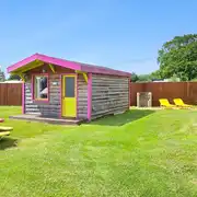 Large camping pod with a picnic bench Large camping pod with a picnic bench