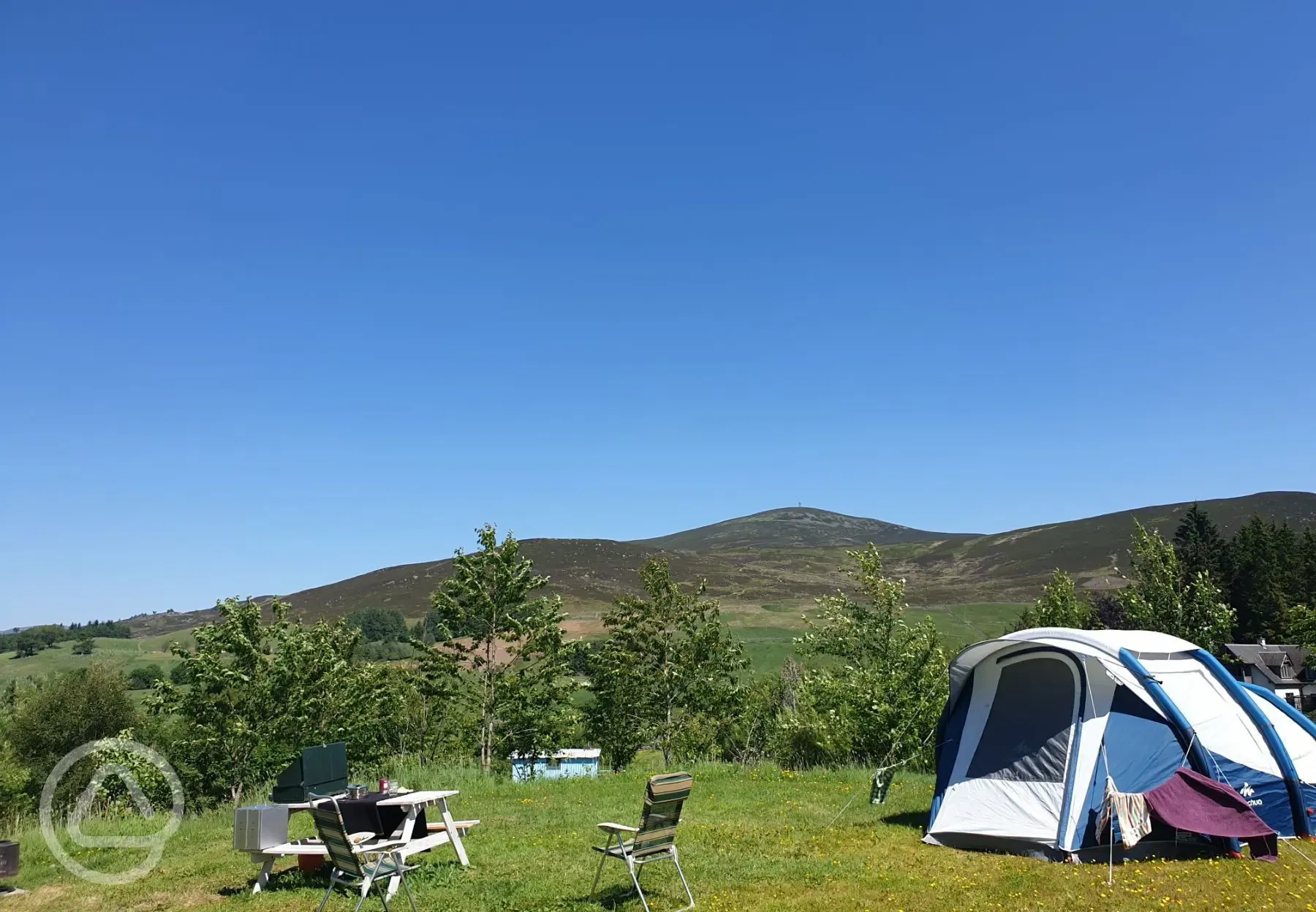 Large non electric grass tent pitches