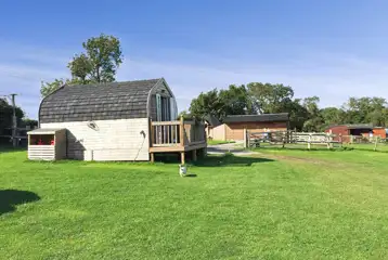 Glamping arch