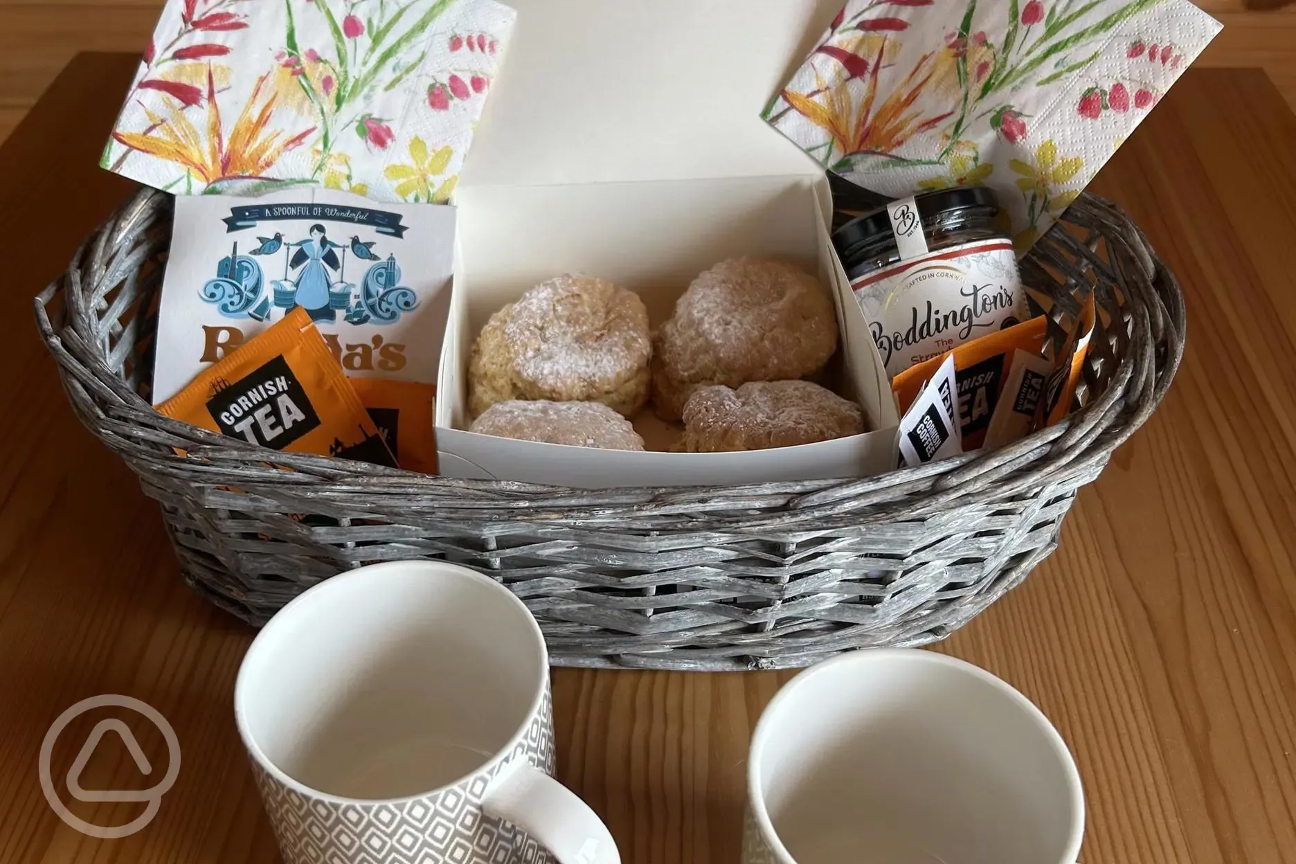 Cornish cream tea