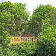 Ensuite TreePods with hot tub Ensuite TreePods with hot tub