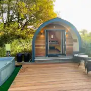 Ensuite MegaPod plus with hot tub Ensuite MegaPod plus with hot tub