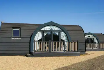 Side entry pod exterior