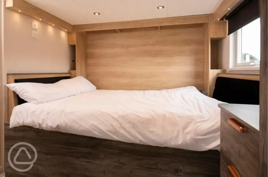 Ensuite glamping cabin interior