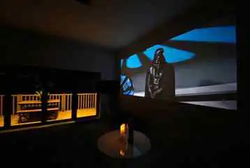 Sunrdige Cube with hot tub cinema projector Sunrdige Cube with hot tub cinema projector