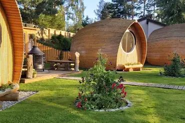 Glamping pods