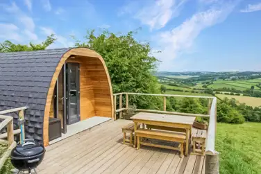 Mulino Pods, Kniveton, Derbyshire (23 miles)