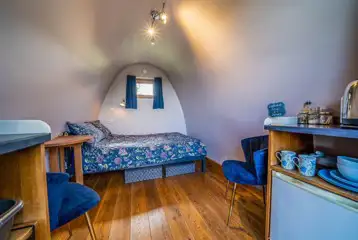 Bluebell pod interior at Mulino Lodge - Farm and Retreat Bluebell pod interior at Mulino Lodge - Farm and Retreat