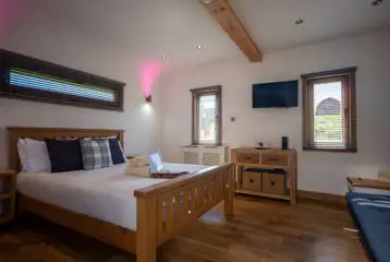 Argyll pod bedroom