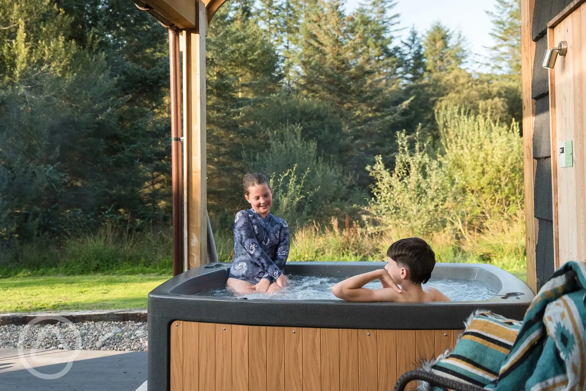 Argyll pod hot tub