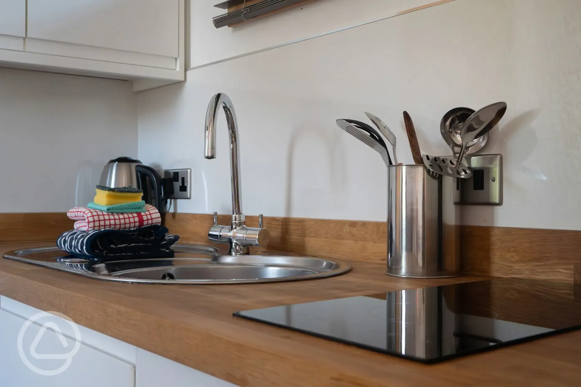 Argyll pod kitchen area