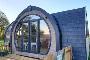 Owl pod with double glass doors
