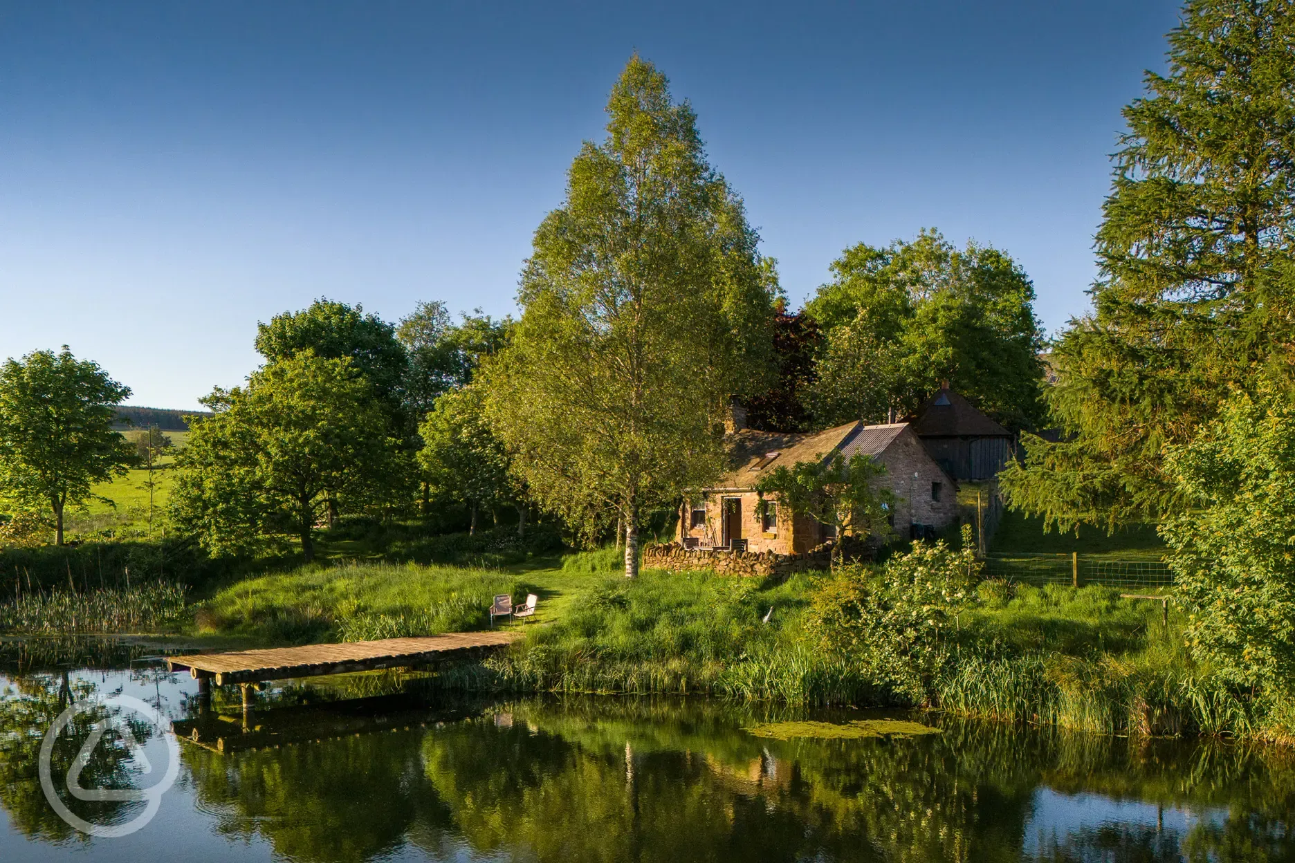 Whisky Howf Cabin with views of a lake Whisky Howf Cabin with views of a lake