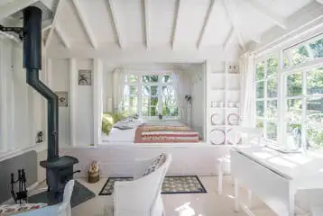 Summer Howf interior Summer Howf interior