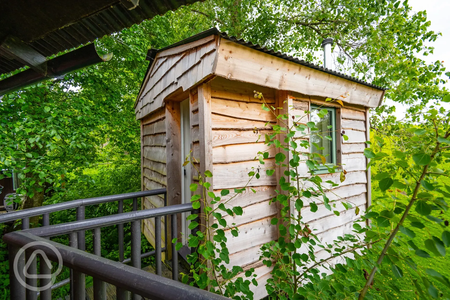 Wee Tree Howf Treehouse private shower and compost toilet in adjacent cabin Wee Tree Howf Treehouse private shower and compost toilet in adjacent cabin
