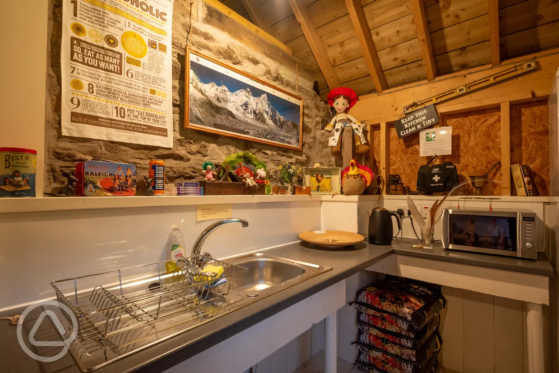 Shared Wash Howf with an honesty shop and equipped kitchen Shared Wash Howf with an honesty shop and equipped kitchen