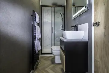 Glamping S-pod fully fitted bathroom with shower