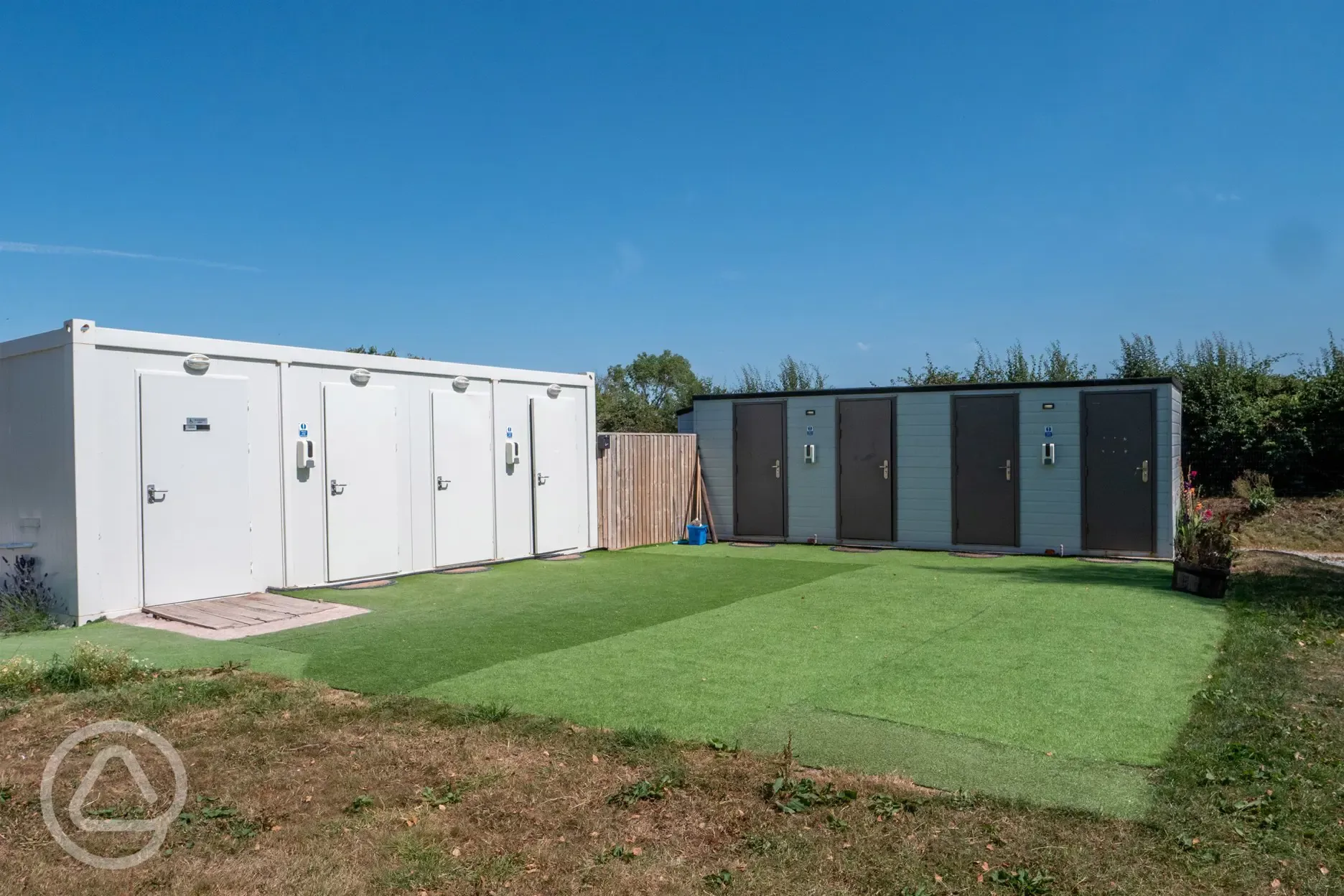 Shared cabin facilities 