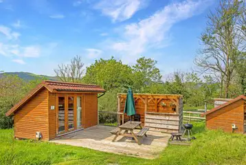 Mini lodge pods at Moss Howe Farm Campsite, dog friendly and sleeping up to two Mini lodge pods at Moss Howe Farm Campsite, dog friendly and sleeping up to two